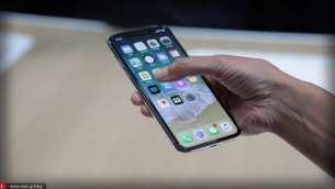 Νέα iPhone συμβατά με 5g ετοιμάζει η Apple για το 2020