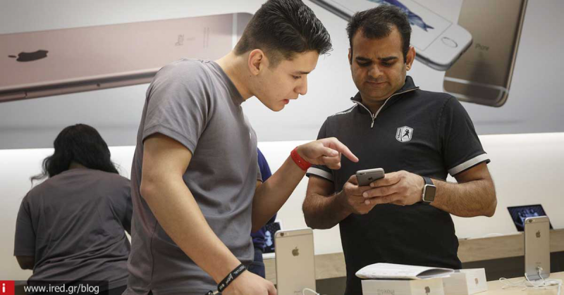 19 iPhones έκαναν φτερά από κλέφτες μεταμφιεσμένους σε υπαλλήλους του Apple Store