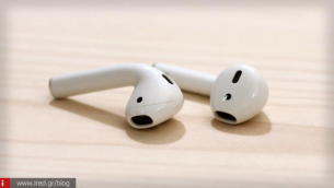 Συμμετρικά AirPods που θα ταιριάζουν σε κάθε αυτί, σκέφτεται η Apple