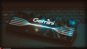 Η Apple βρίσκεται σε διαπραγματεύσεις με την Google με σκοπό να ενσωματώσει τις λειτουργίες της τεχνητής νοημοσύνης Gemini στο iPhone.